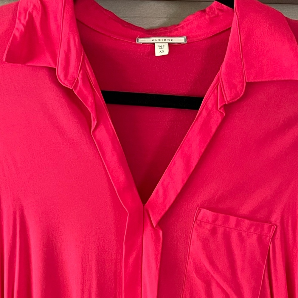 Pleione Tunic Top - Picture 2 of 3